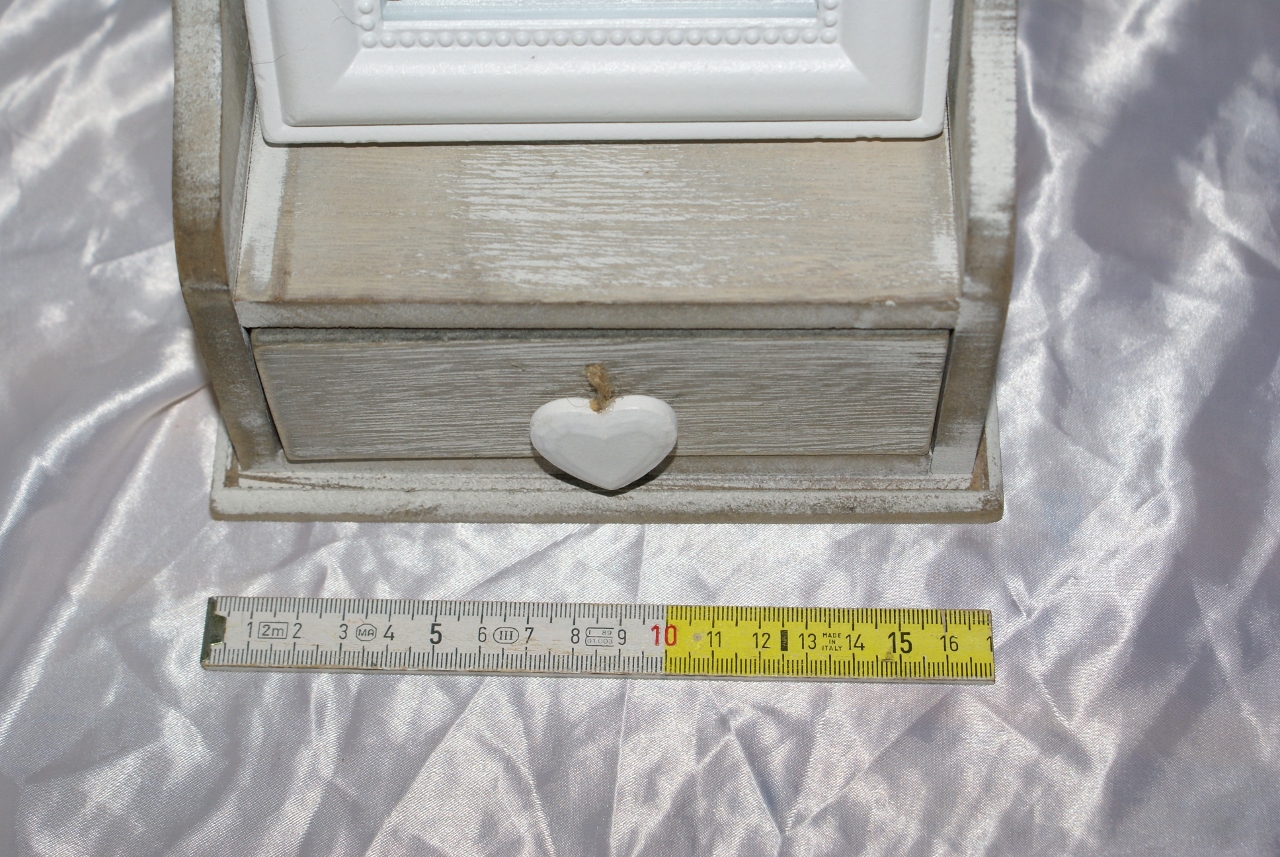 Portagioie in legno con specchio